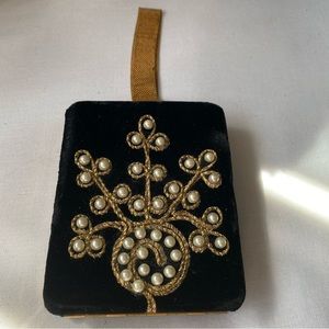 Ladies Antique Evening Purse Case Black Velvet With Pearls Gold Mesh Handle